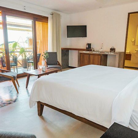 Hotel Casa Pepe Sayulita Zewnętrze zdjęcie A room at the hotel