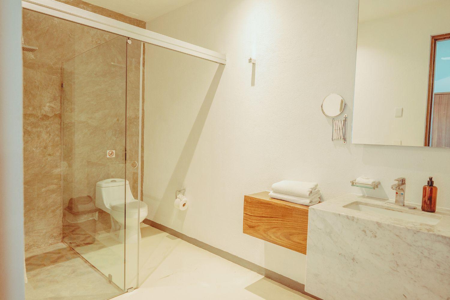 Hotel Casa Pepe Sayulita Zewnętrze zdjęcie A bathroom with a shower enclosure